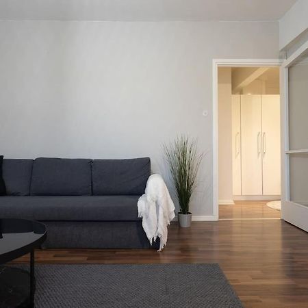Tilava Huoneisto Helsingissa Appartement Helsinki Buitenkant foto